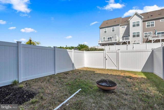 5754 FREDERICK DOUGLASS PL, White Plains, MD 20695