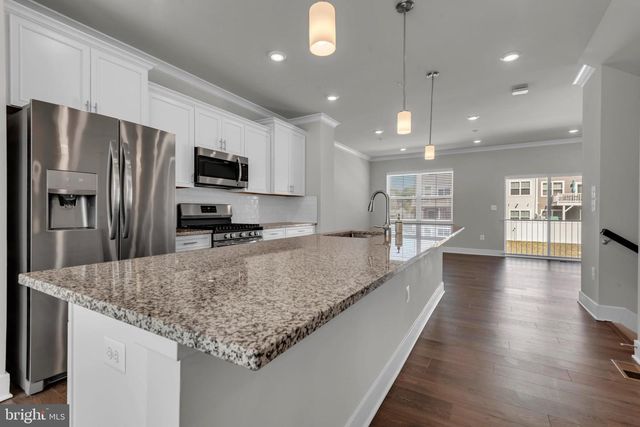5754 FREDERICK DOUGLASS PL, White Plains, MD 20695