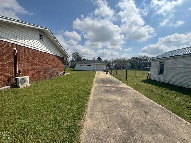 212 Park St, Corning, AR 72422