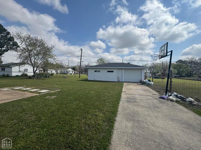 212 Park St, Corning, AR 72422