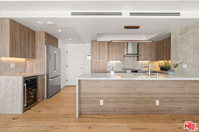 2170 Century Parkway 2107, Los Angeles, CA 90067