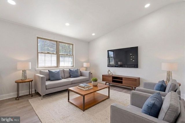20 DORSEY LN, Bear, DE 19701