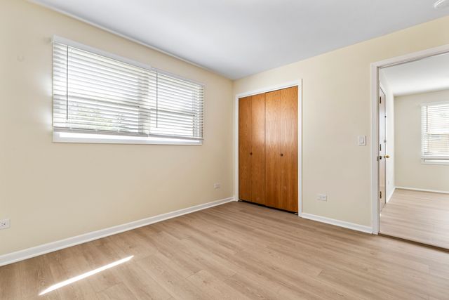 6617 N Northwest Highway 3, Chicago, IL 60631