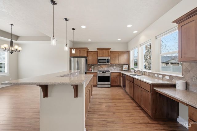 816 E Tallinn St., Meridian, ID 83646