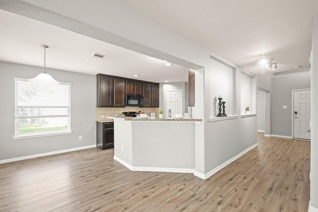 2306 Emerald Stone Court, Pearland, TX 77581