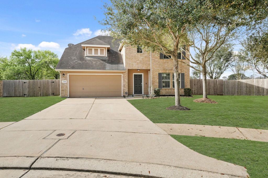 2306 Emerald Stone Court, Pearland, TX 77581