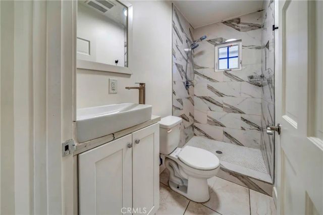 6735 Elmer Avenue 8, North Hollywood, CA 91606