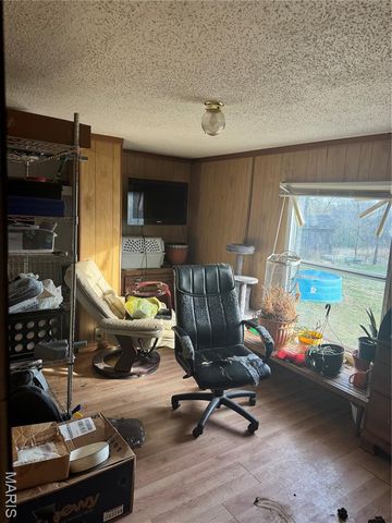 4398 E Linda Lane, Robertsville, MO 63072