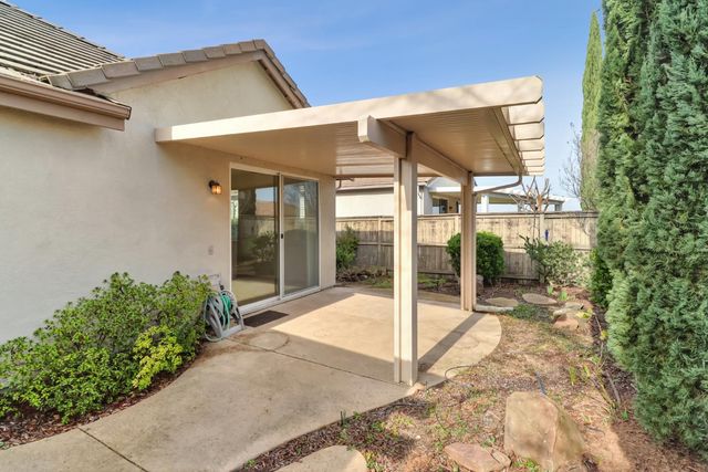 16 Ellerton Pl, Sacramento, CA 95835