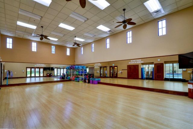 16 Ellerton Pl, Sacramento, CA 95835