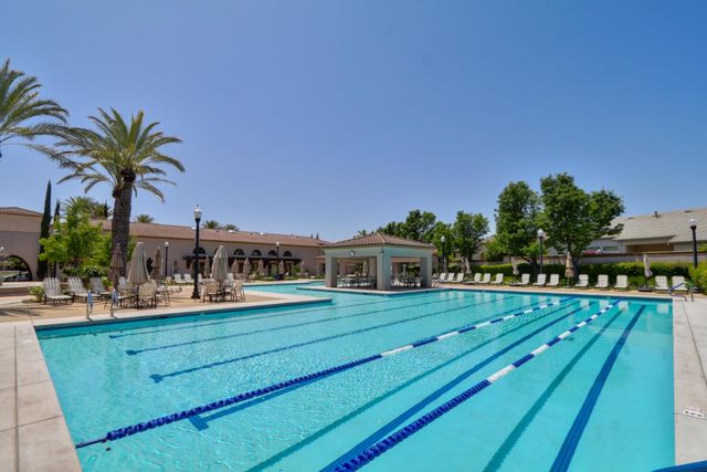 16 Ellerton Pl, Sacramento, CA 95835