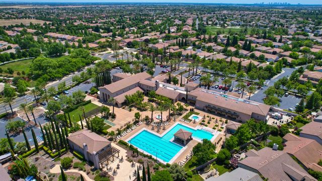 16 Ellerton Pl, Sacramento, CA 95835