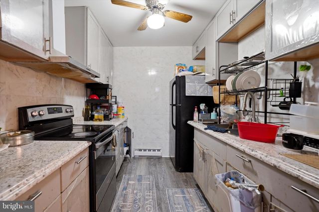 350 ELMHURST AVE, Sellersville, PA 18960
