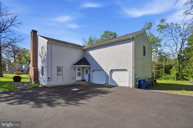 350 ELMHURST AVE, Sellersville, PA 18960