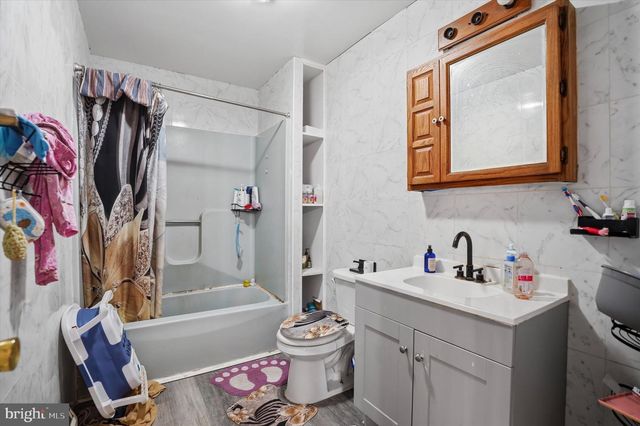 350 ELMHURST AVE, Sellersville, PA 18960