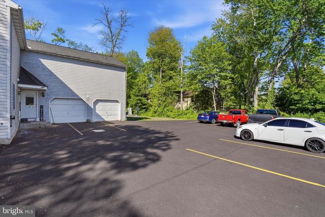 350 ELMHURST AVE, Sellersville, PA 18960