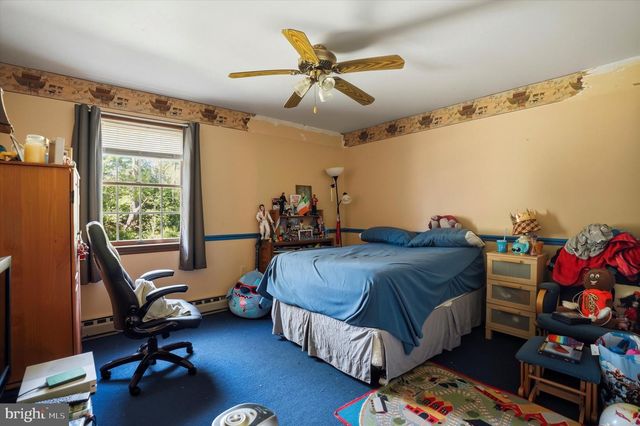 350 ELMHURST AVE, Sellersville, PA 18960