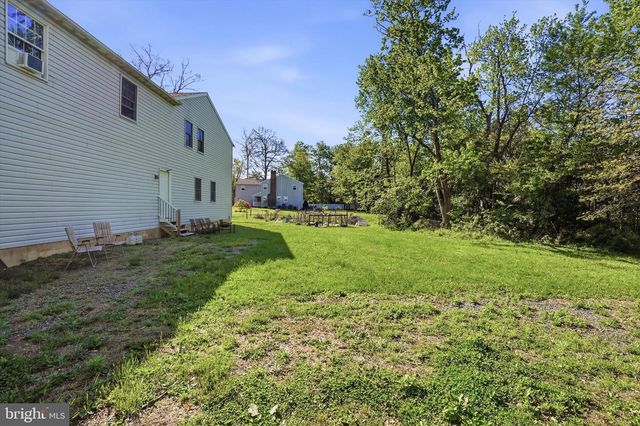 350 ELMHURST AVE, Sellersville, PA 18960