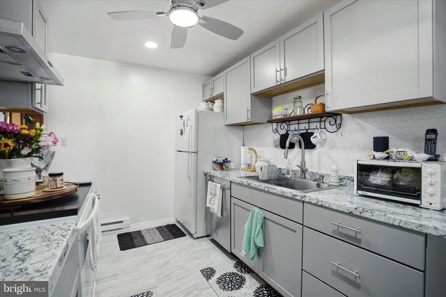 350 ELMHURST AVE, Sellersville, PA 18960