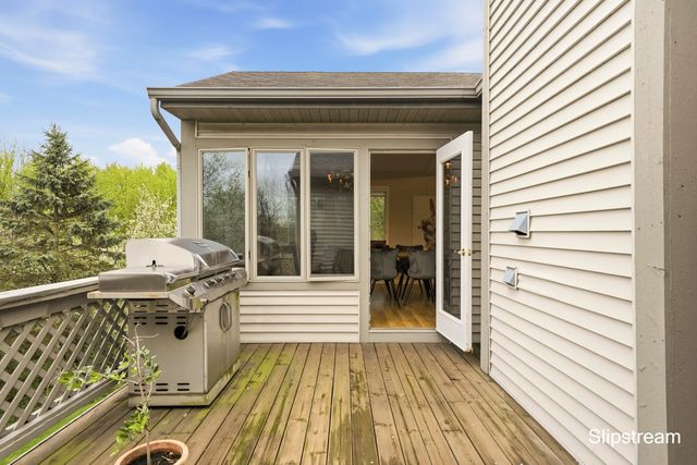 4302 Sabal Pointe Drive SE, Grand Rapids, MI 49546