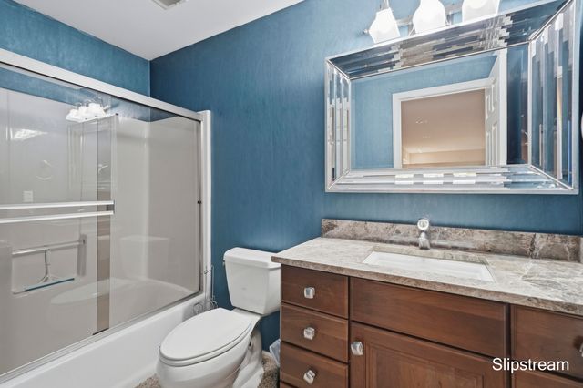 4302 Sabal Pointe Drive SE, Grand Rapids, MI 49546