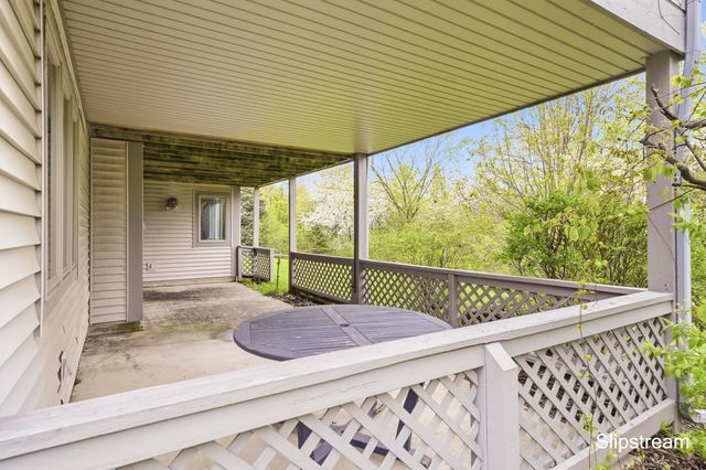 4302 Sabal Pointe Drive SE, Grand Rapids, MI 49546