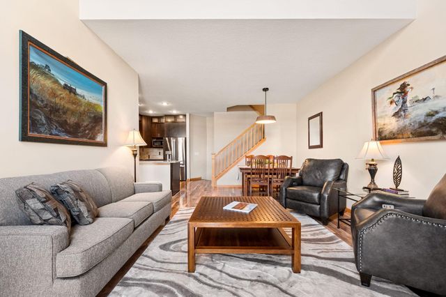 18265 Kerrville Trail 309, Lakeville, MN 55044