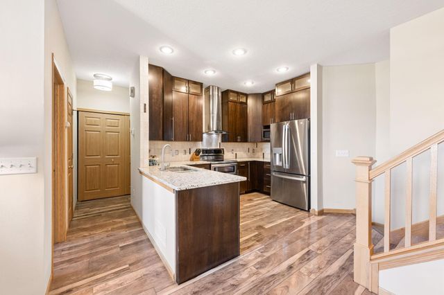 18265 Kerrville Trail 309, Lakeville, MN 55044