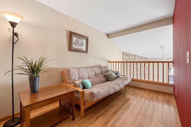 18265 Kerrville Trail 309, Lakeville, MN 55044