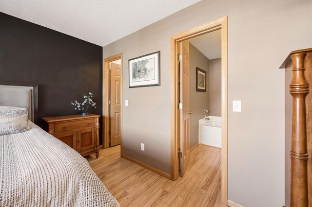18265 Kerrville Trail 309, Lakeville, MN 55044