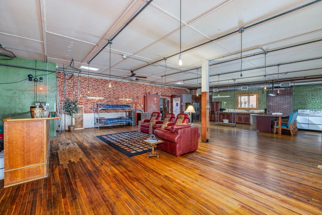 Image 30 of property listing at 123 S Chadbourne Street, San Angelo, TX 76903