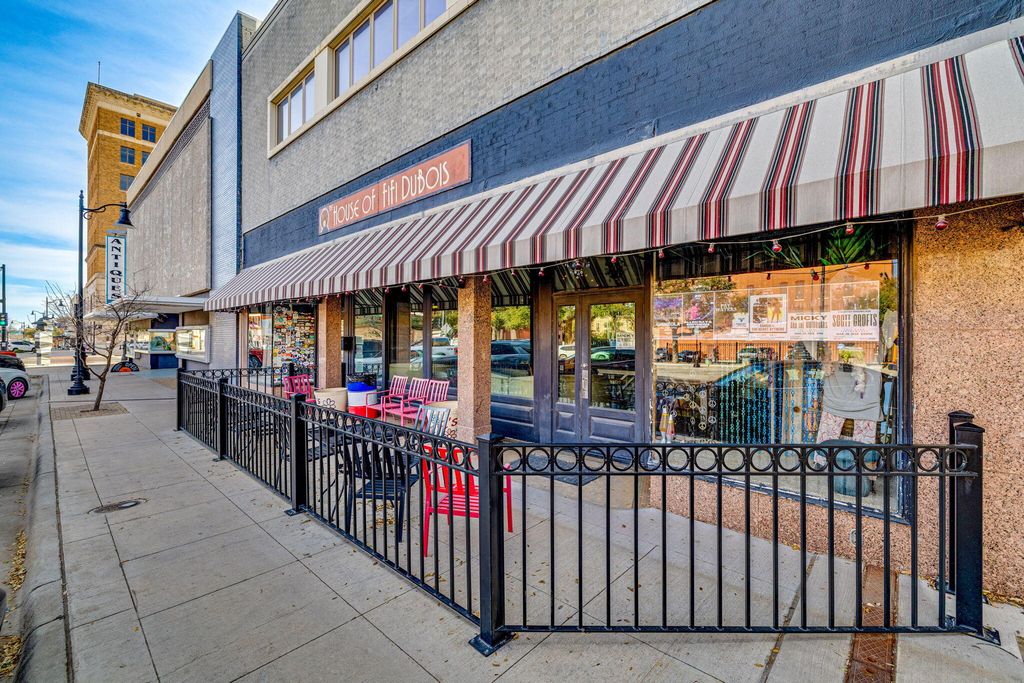 Image 43 of property listing at 123 S Chadbourne Street, San Angelo, TX 76903