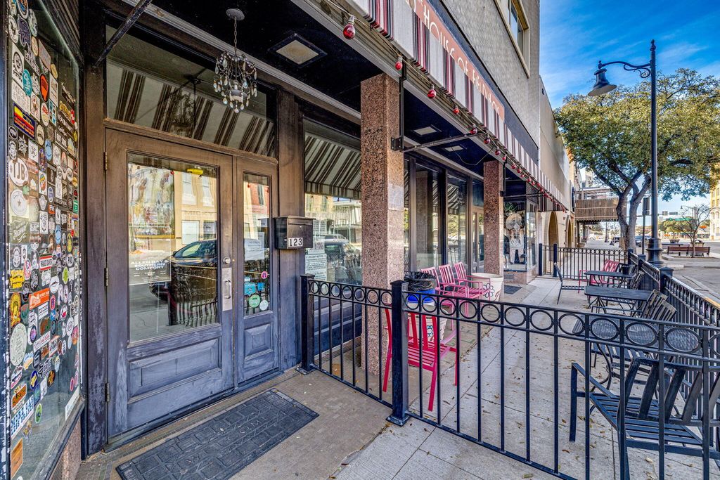 Image 45 of property listing at 123 S Chadbourne Street, San Angelo, TX 76903