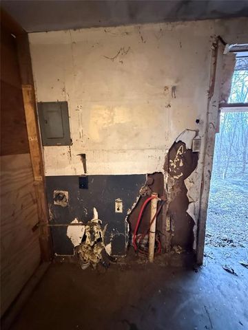 5924 N College Street, Warr Acres, OK 73122