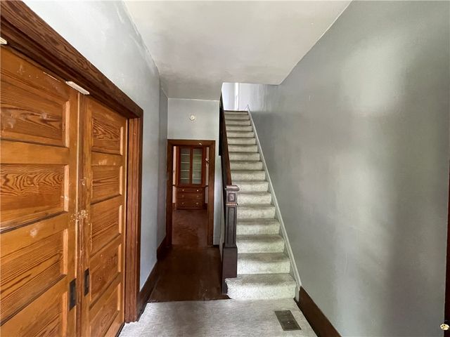 827 Lincoln, Charleroi Boro, PA 15022