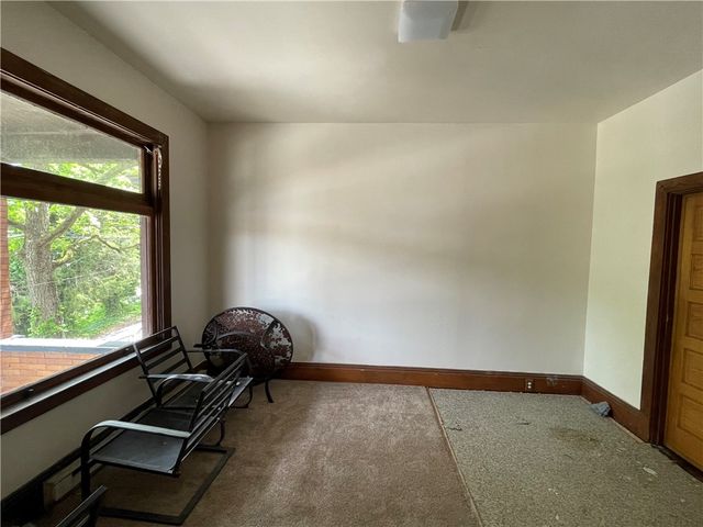 827 Lincoln, Charleroi Boro, PA 15022