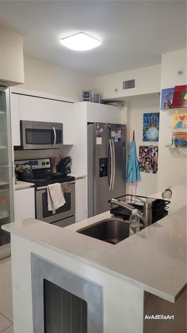 17125 N Bay Rd 3505, Sunny Isles Beach, FL 33160