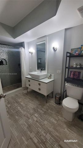 17125 N Bay Rd 3505, Sunny Isles Beach, FL 33160