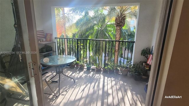17125 N Bay Rd 3505, Sunny Isles Beach, FL 33160