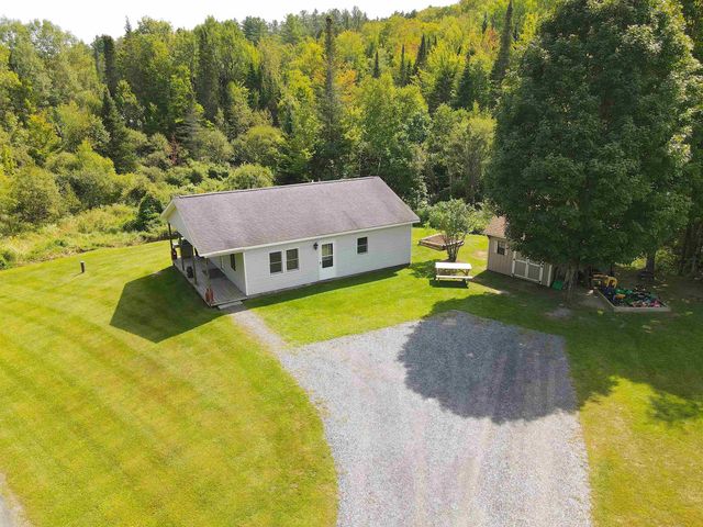 559 Stratton Road, Hardwick, VT 05843