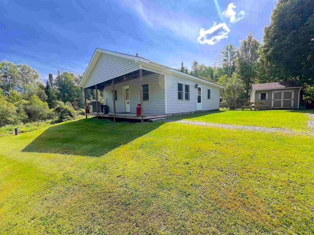 559 Stratton Road, Hardwick, VT 05843