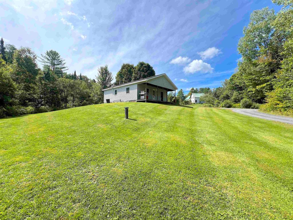 559 Stratton Road, Hardwick, VT 05843