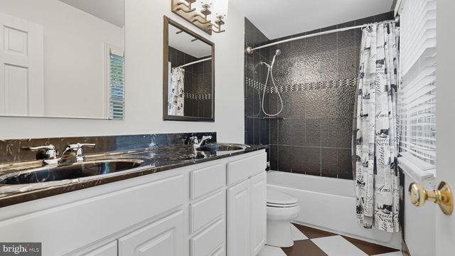 5216 CALVERT CT, Fredericksburg, VA 22407