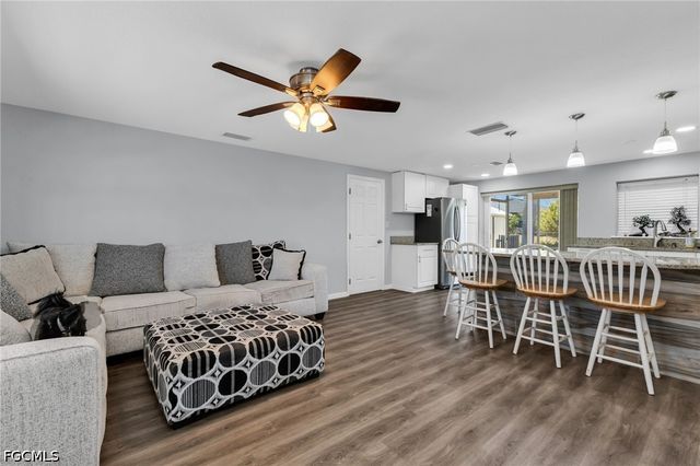 433 Glenridge AVE NW, Port Charlotte, FL 33952