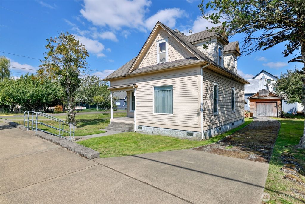 401 K Street, Hoquiam, WA 98550