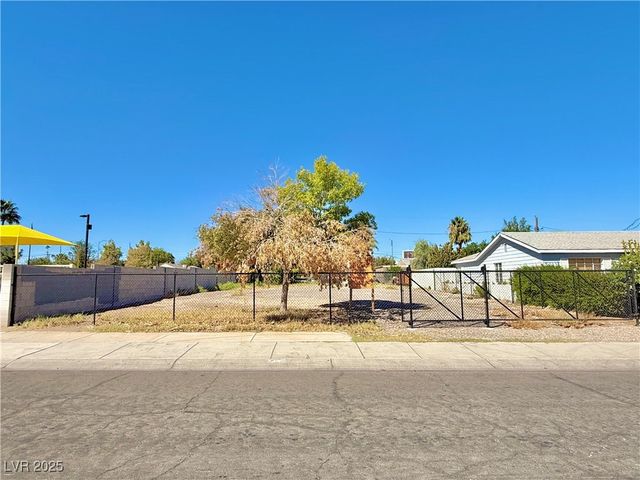 414 South 16th Street, Las Vegas, NV 89101