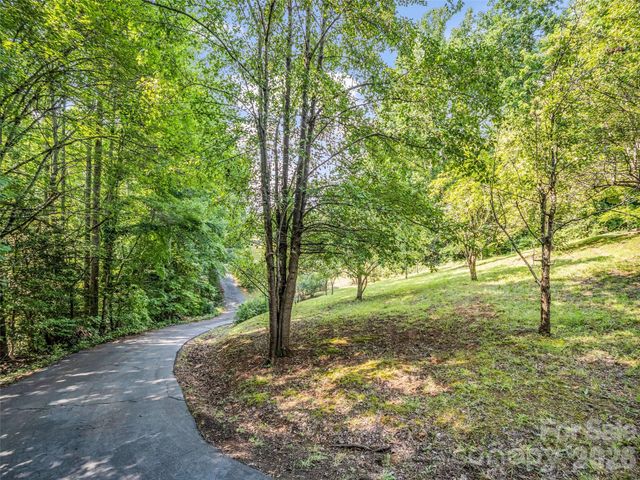 238 Howell Road, Lake Lure, NC 28746