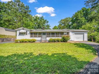 238 Howell Road, Lake Lure, NC 28746