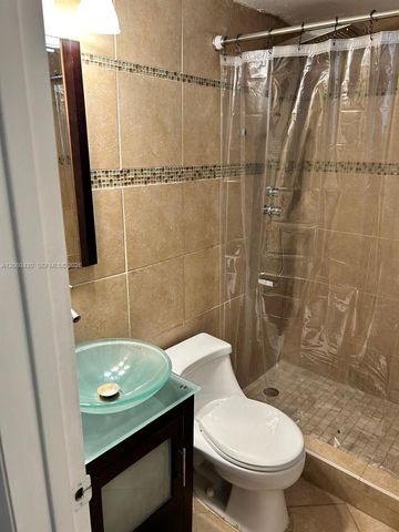 1441 Lincoln Road 214, Miami Beach, FL 33139