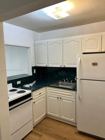1441 Lincoln Road 214, Miami Beach, FL 33139
